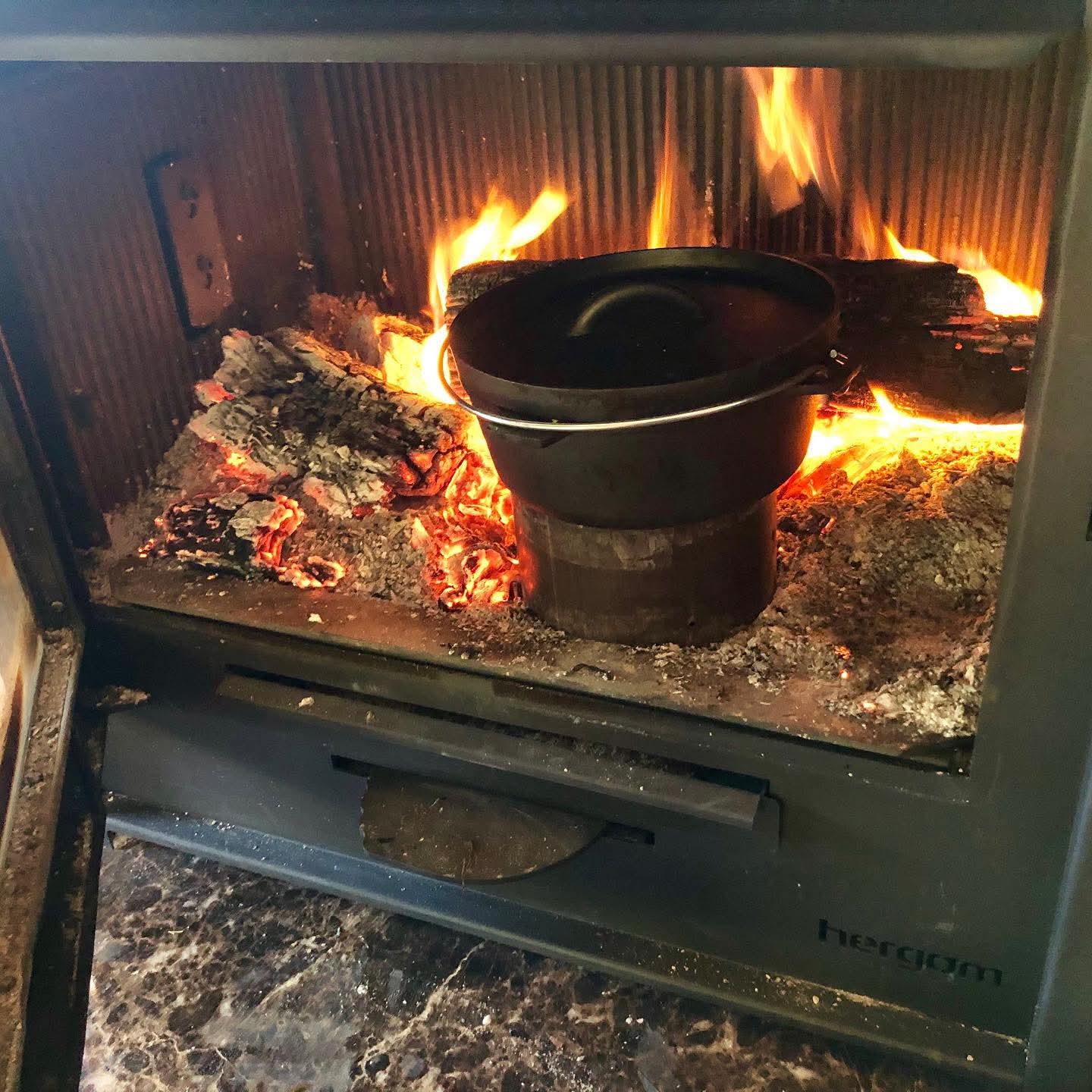 薪ストーブ料理